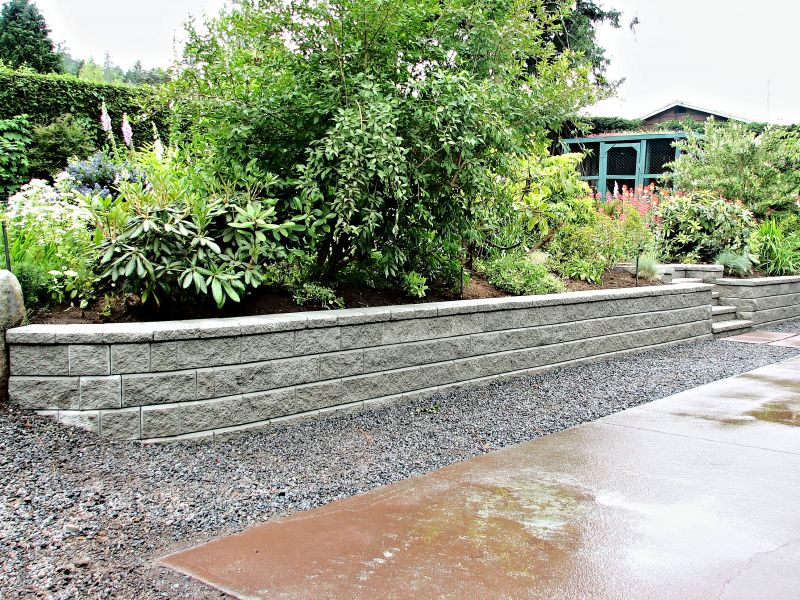 Concrete Retaining Wall