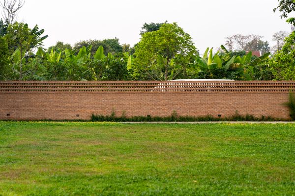 Brick Fence Installation in Elyria