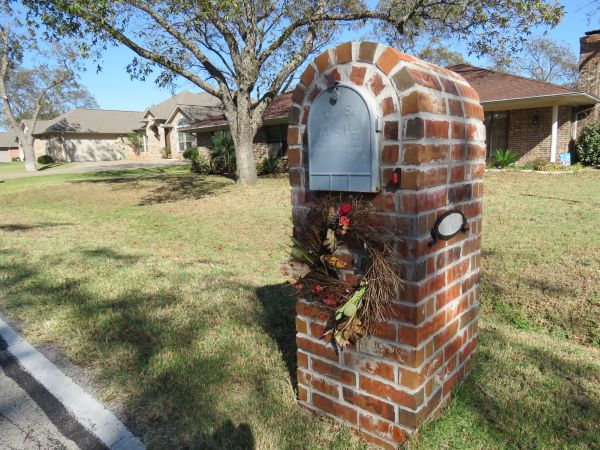 Brick Mailbox Replacement in Elyria