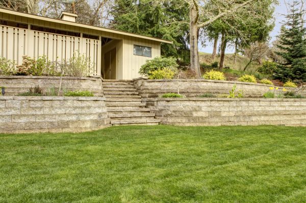 Retaining Wall Construction in Elyria