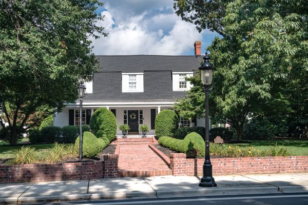 Brick Landscaping Service in Elyria